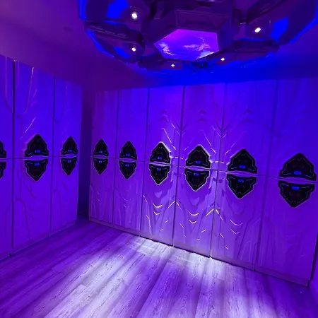 Capslock - Durma Em Uma Capsula Futurista Capsulehotel *